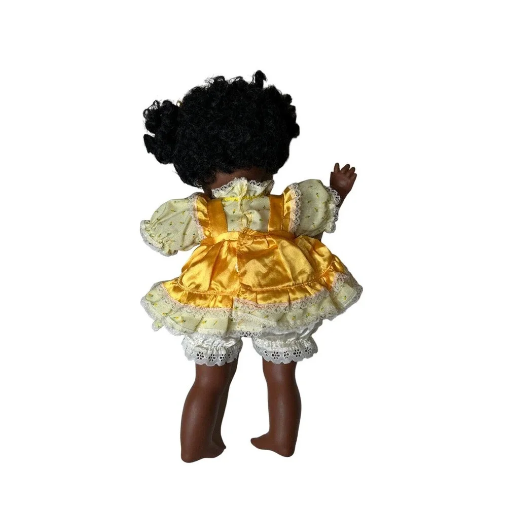 Vintage 1987‎ Satin 'n Lace African American Sleepy Eyes 19